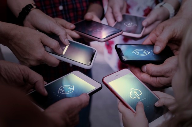 cloud-networking-with-people-files-dropping-through-mobile-phones_53876-98444